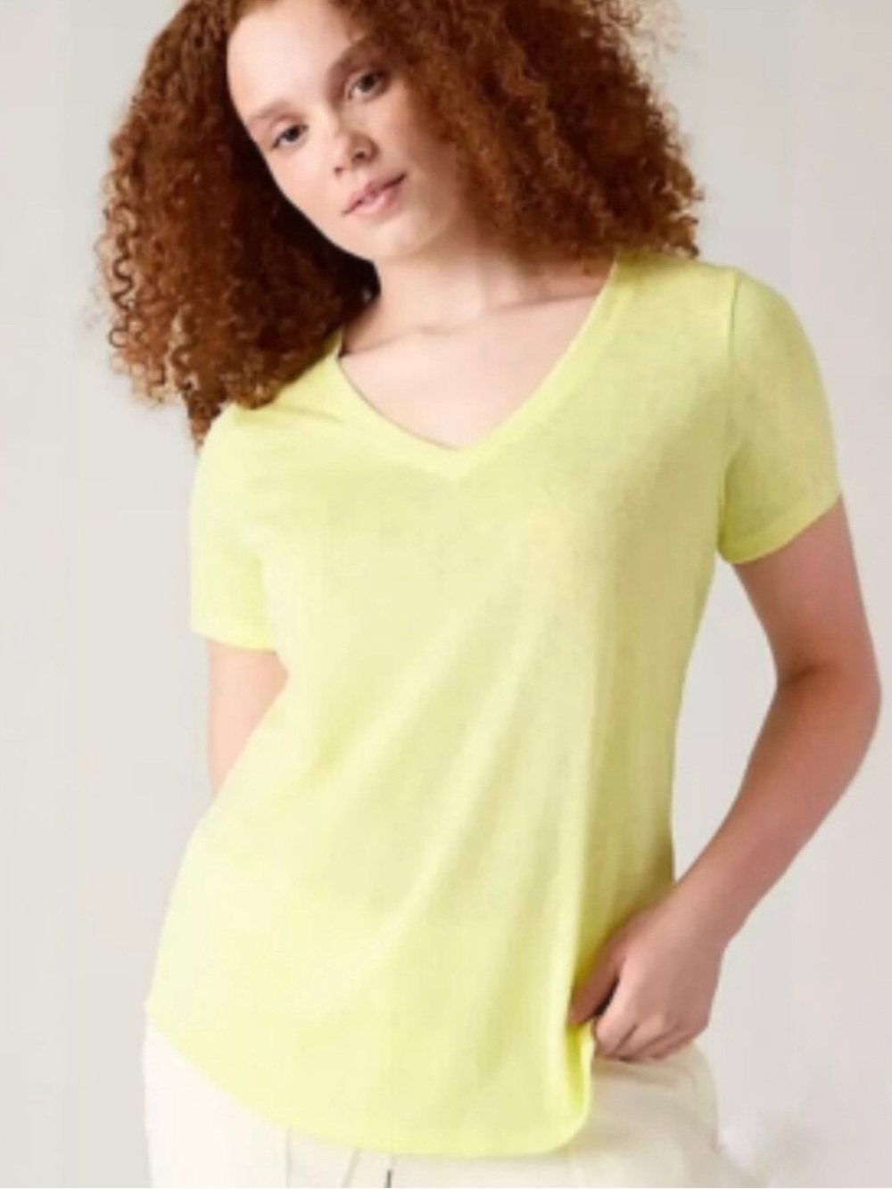 ATHLETA BREEZY T Shirt V-NECK Short Sleeve Lemon Yellow Honeysuckle Casual Top